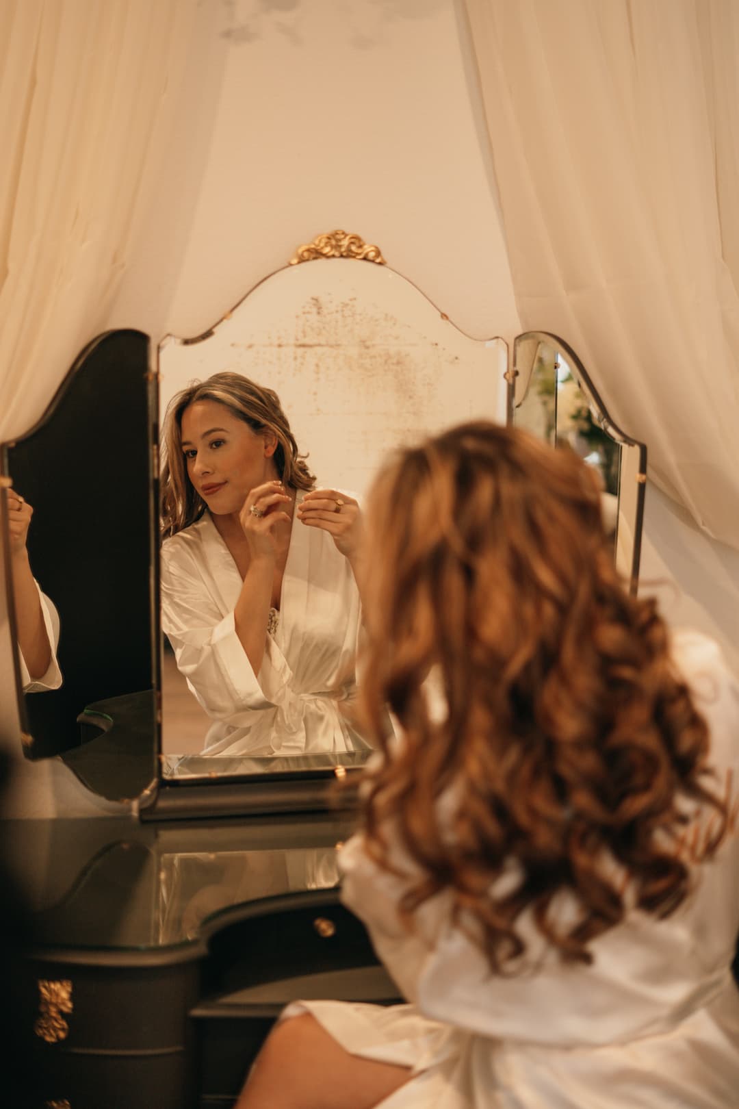 Bride getting ready photos