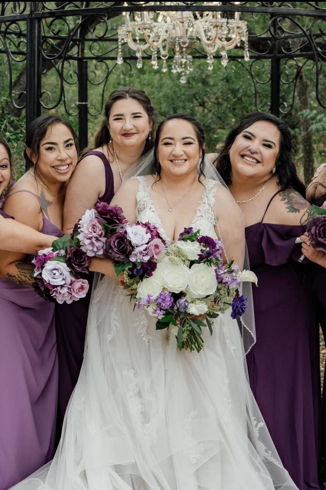 The Bride & Her Girls The Bride & Her Girls