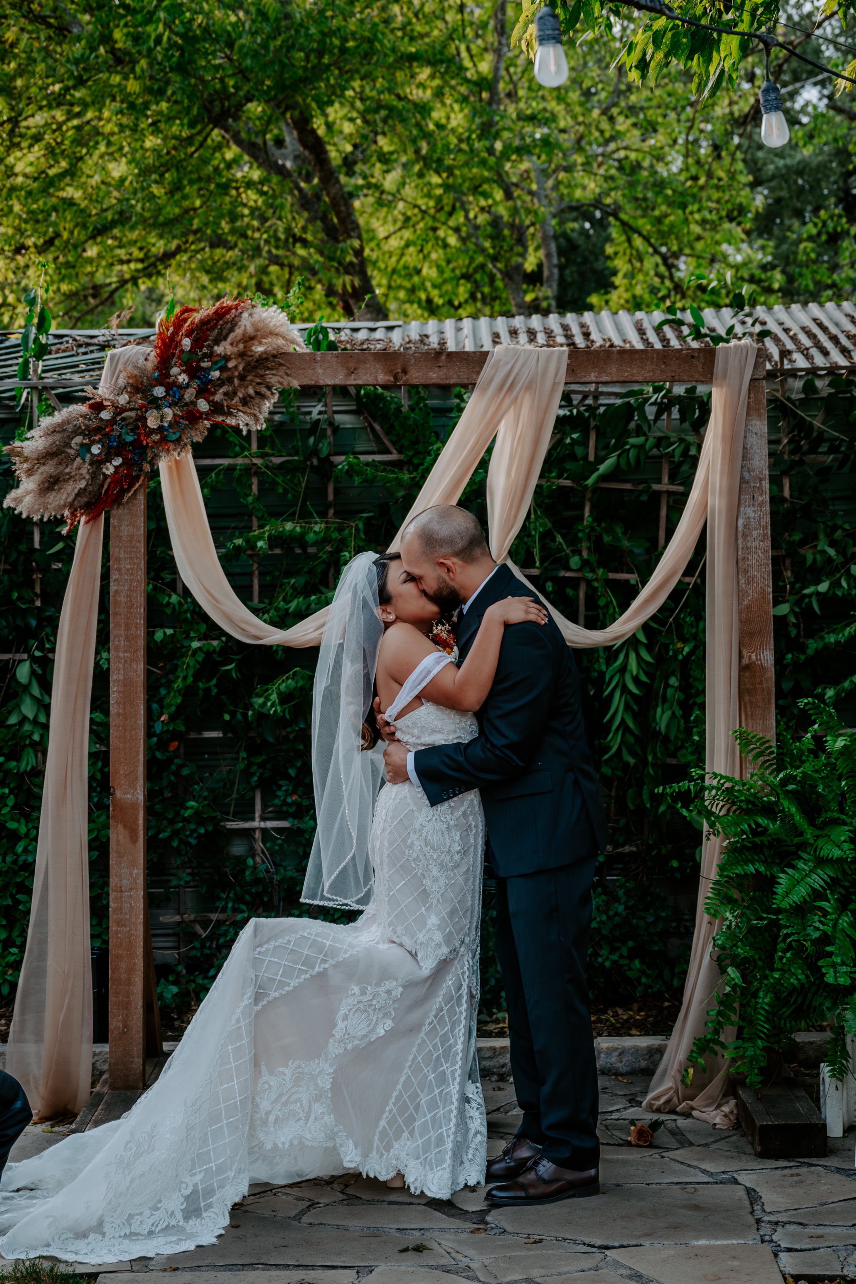 Bride & Groom First Kiss! Bride & Groom First Kiss!